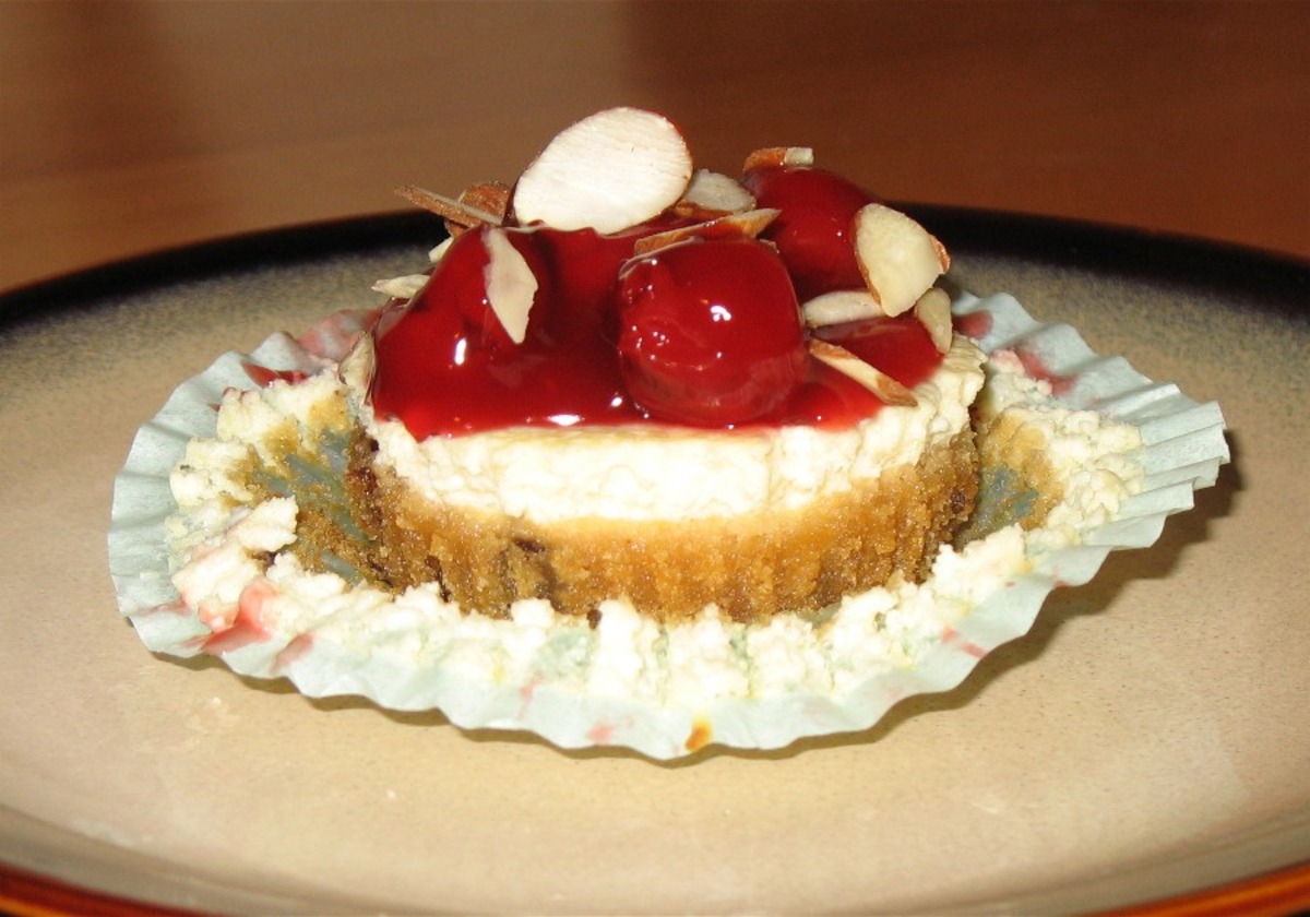Cherry-Almond Cheesecake Cookie Cups_image