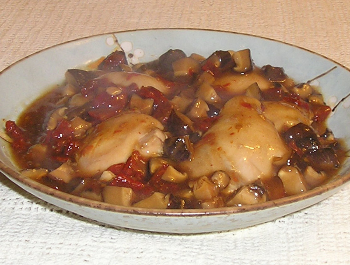 Chicken in Mushroom Gravy image
