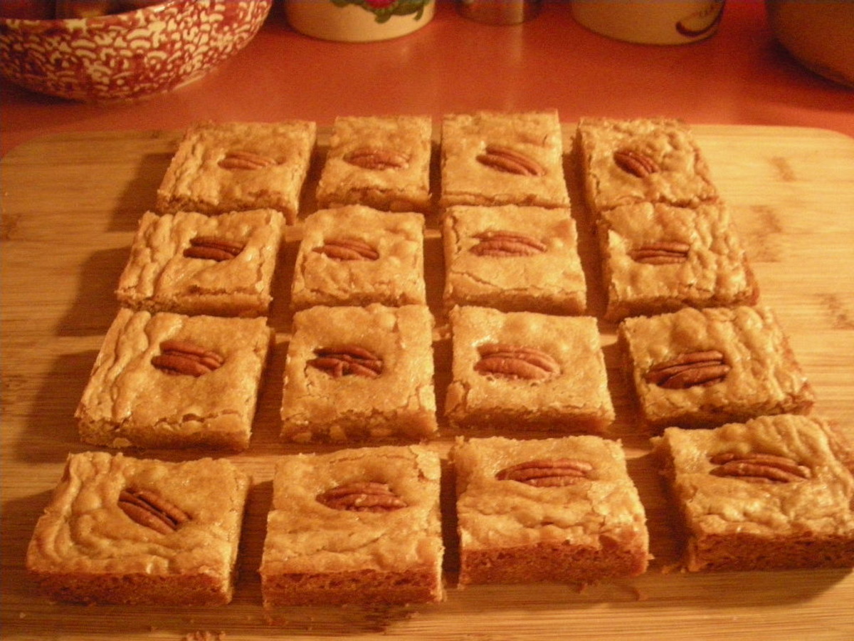 Blondies by Food.com