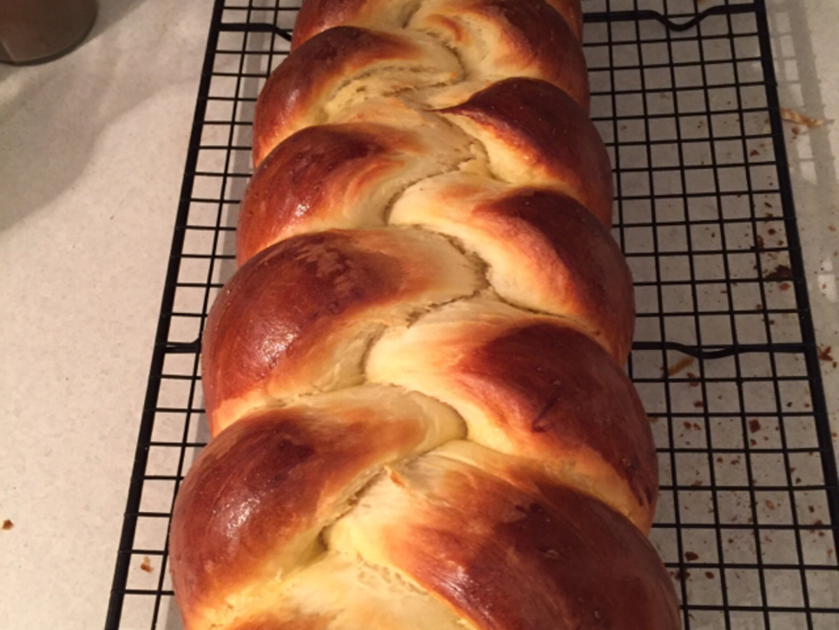 Challah I (Braided Egg Bread) image