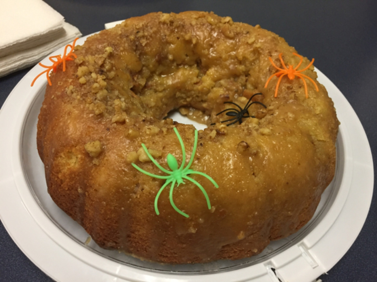 Apple Swirl Cake