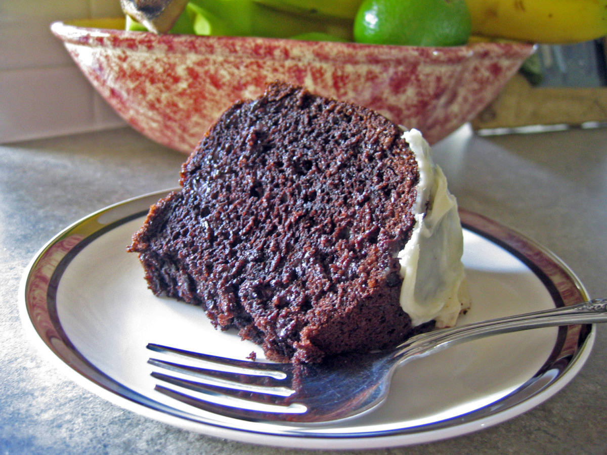 Chocolate Delight Cake Bites | 2oz | Specialties | Freshly Preserved