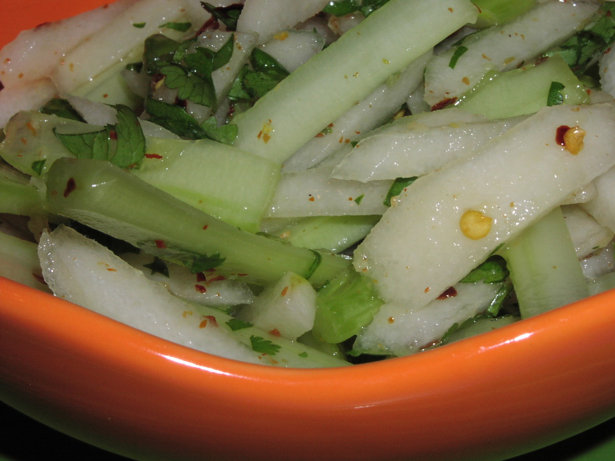 Asian Pear Slaw