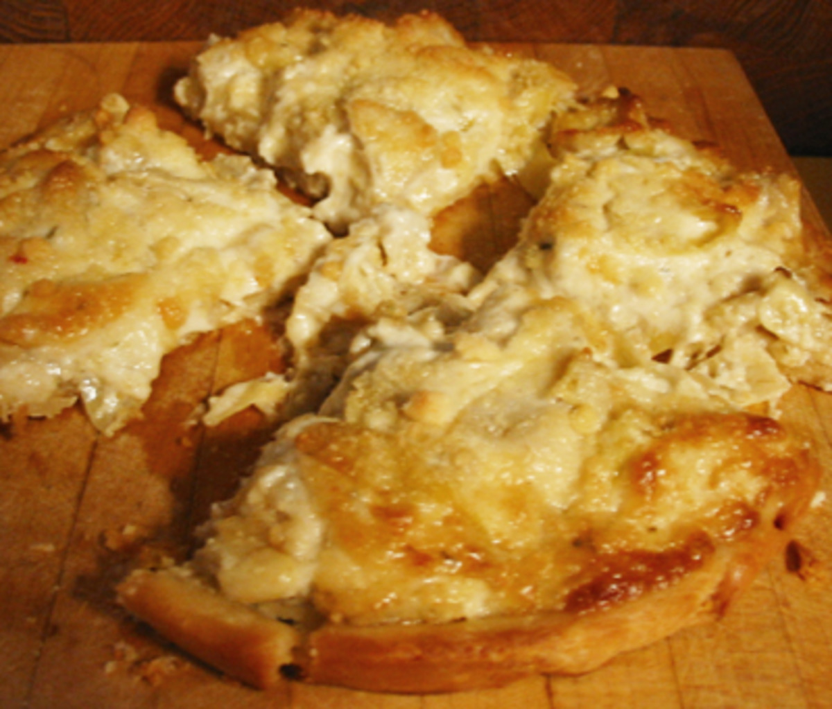 Easy Cheesy Artichoke Bread