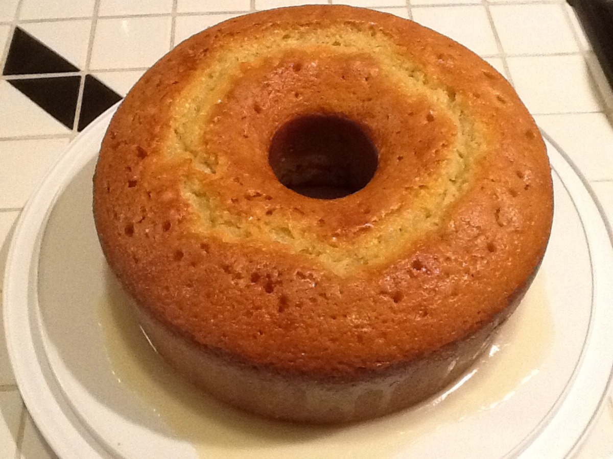 One-Bowl  Kentucky Butter Cake