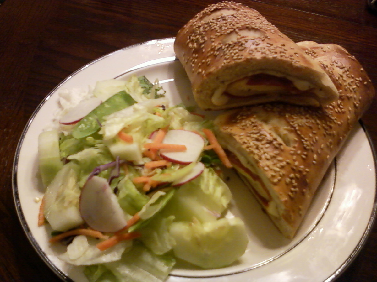 Pepperoni Stromboli (Pepperoni Bread) Recipe