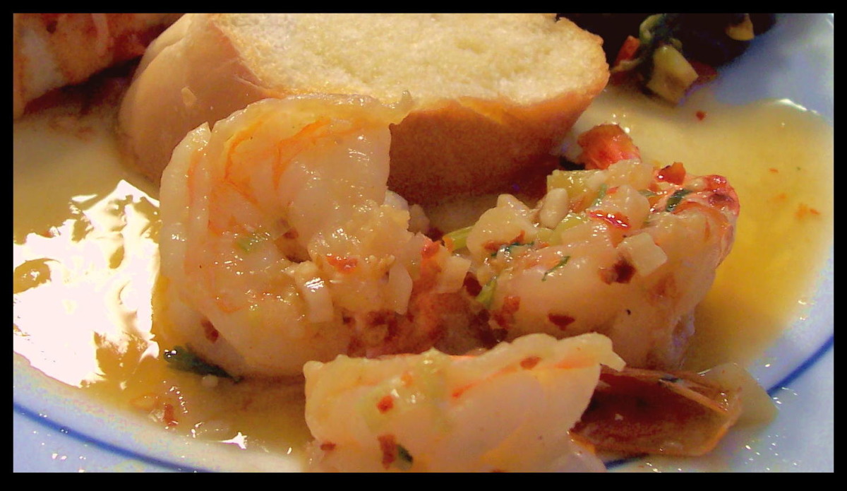 Shrimp or Scallops in Garlic Butter_image