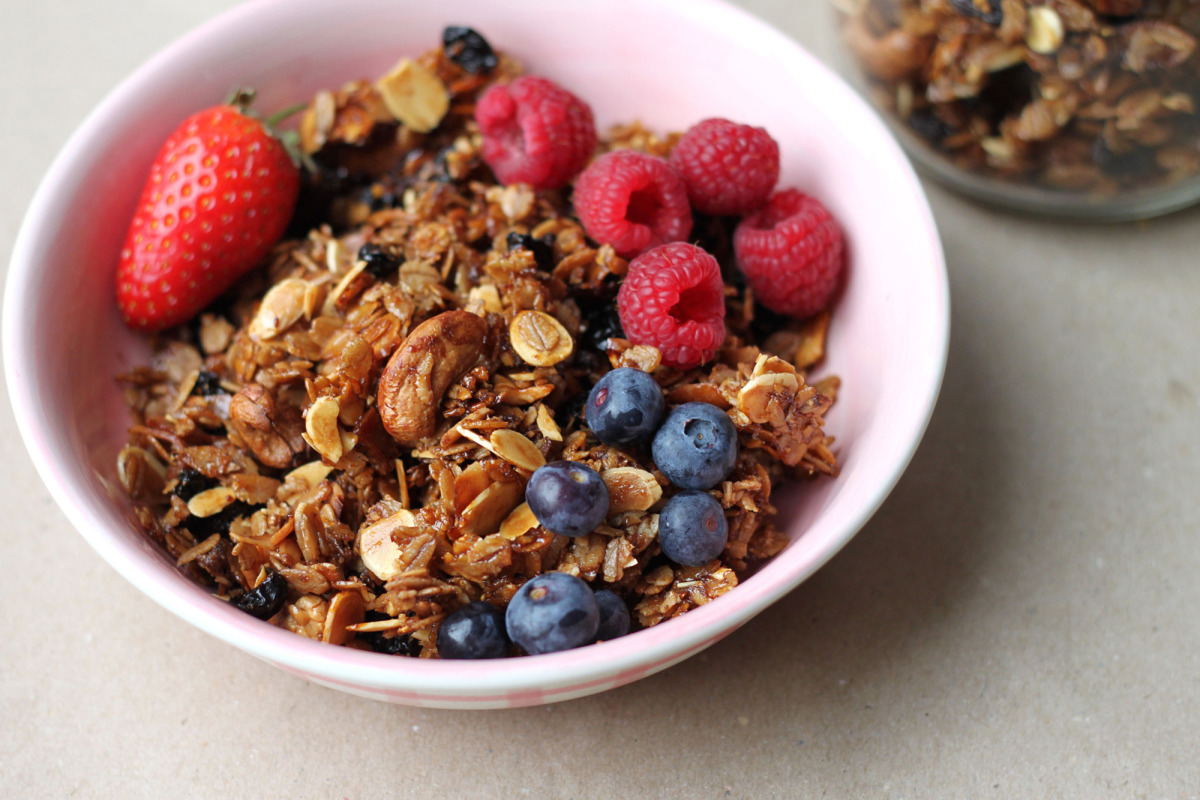 Maple-Raisin Granola