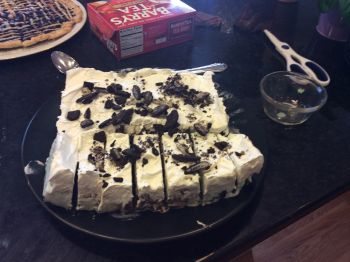 Frozen Oreo Cookie Dessert-image