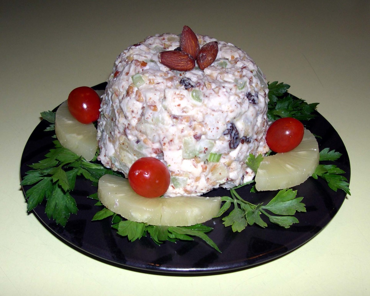 Smoky Hawaiian Chicken Salad_image