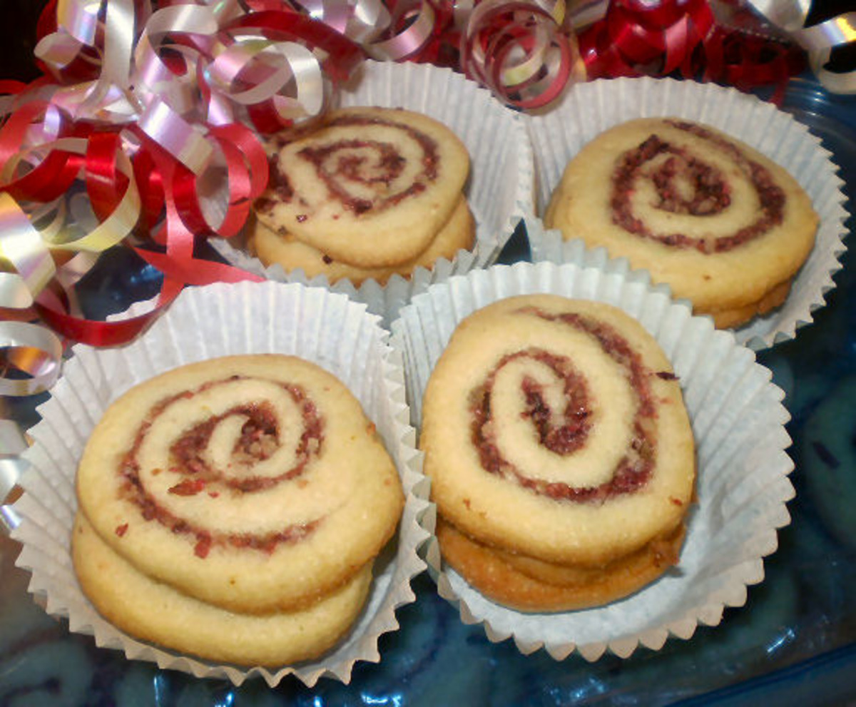 Cranberry Nut Swirls