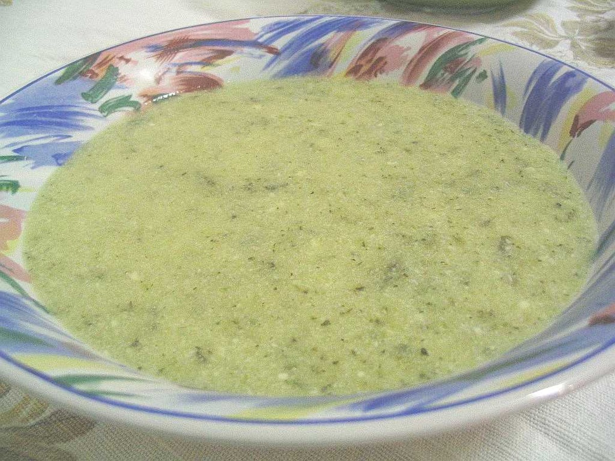 Chilled Minted Zucchini Soup image