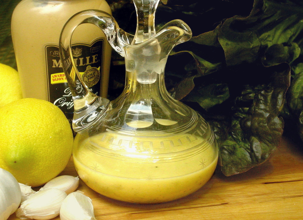 Lemon Garlic Dijon Vinaigrette_image
