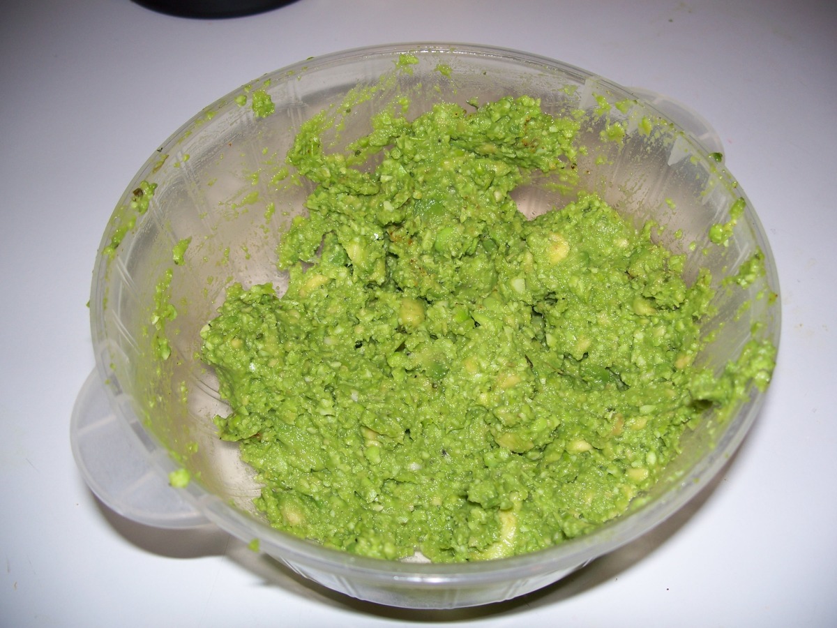 Edabroccamole (aka Edamame, Broccoli, & Avocado Guacamole)