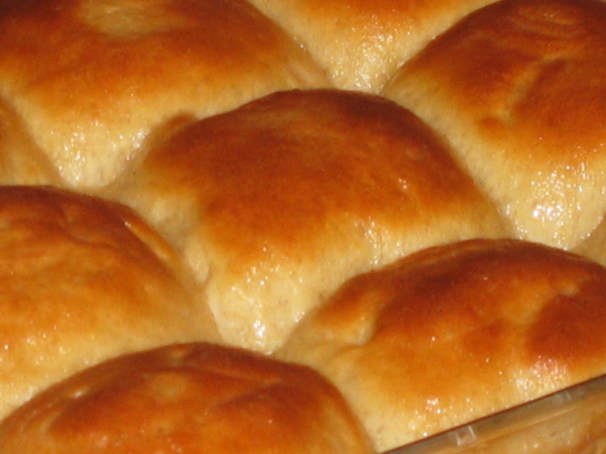 Chef at Home Golden Corral Yeast Roll Recipe