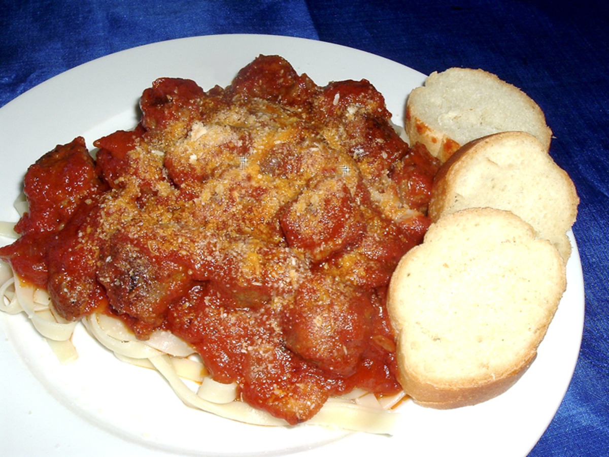 Rigatoni With Spicy Sausage and Herbs