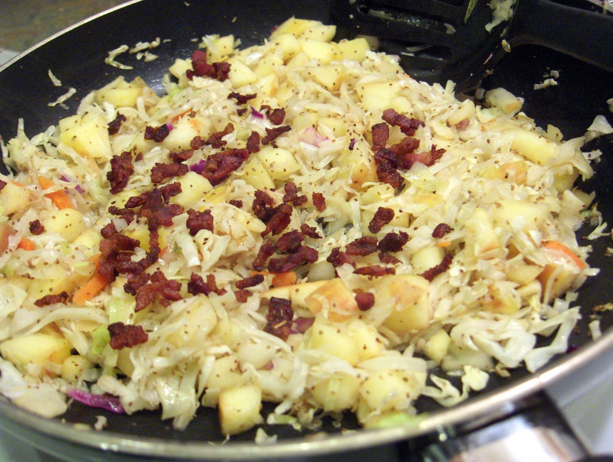 Mom's Hot Skillet Bacon Cole Slaw With Apples