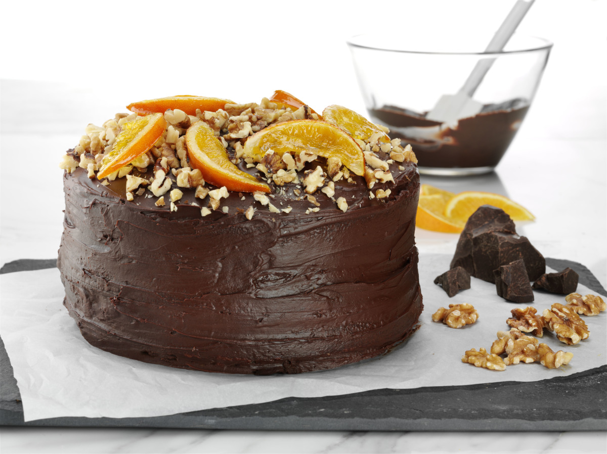Chocolate hazelnut cake recipe - BBC Food