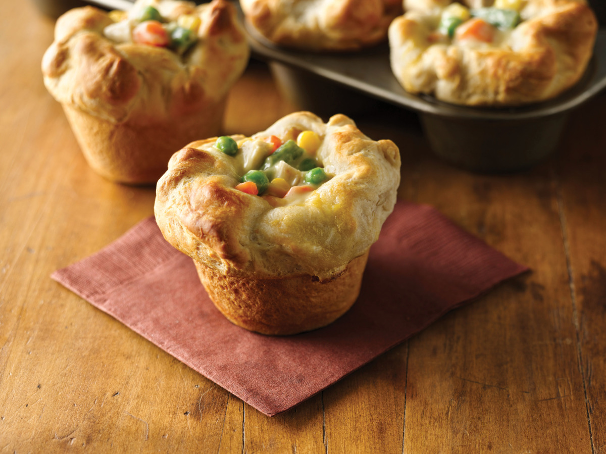 Mini Chicken Pot Pies - Easy Dinner Recipe! - Julie's Eats & Treats ®