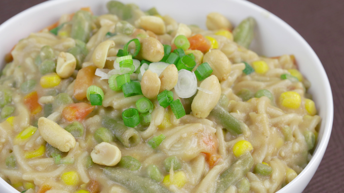 Vegan Garlic Asian Noodles