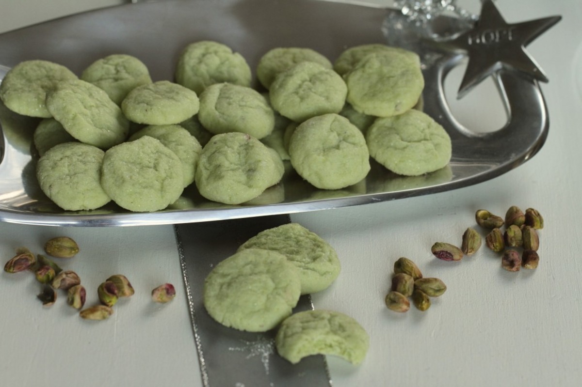 Pistachio and Almond Cookies image