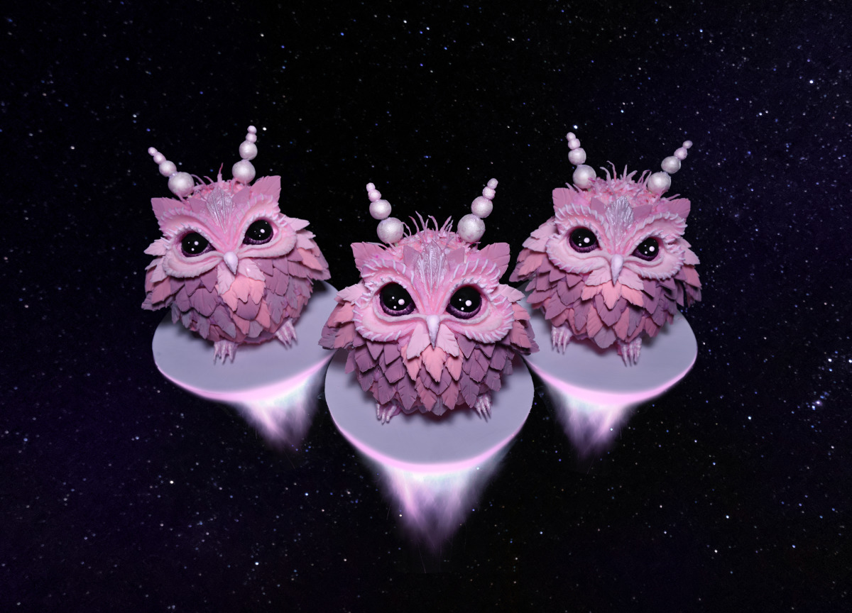 Alien Hatchling Cakes