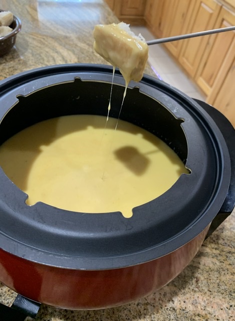 Beer Cheese Fondue - Image 4