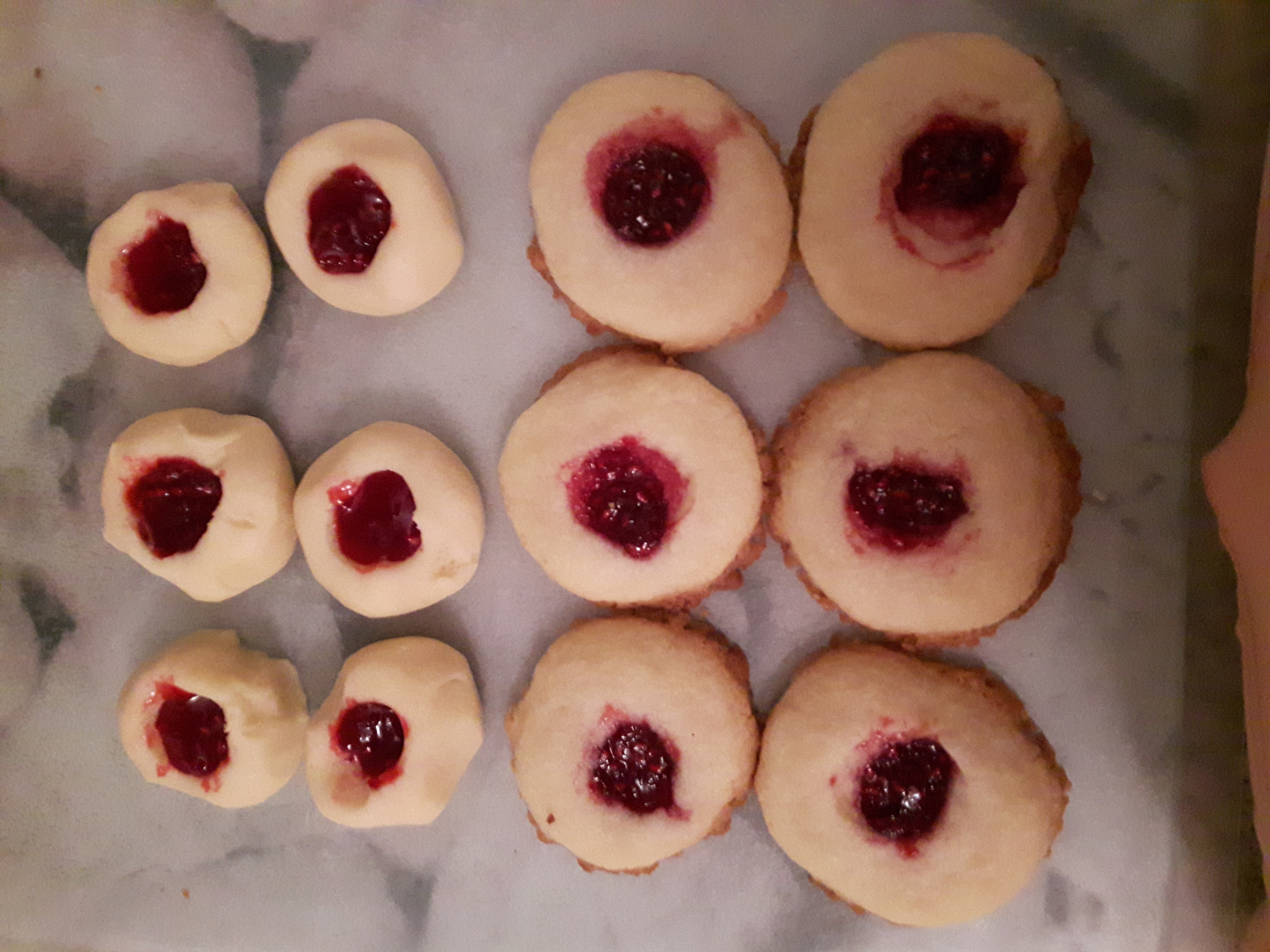 Shortbread Cookies With Jam or Jelly Centers - Image 2