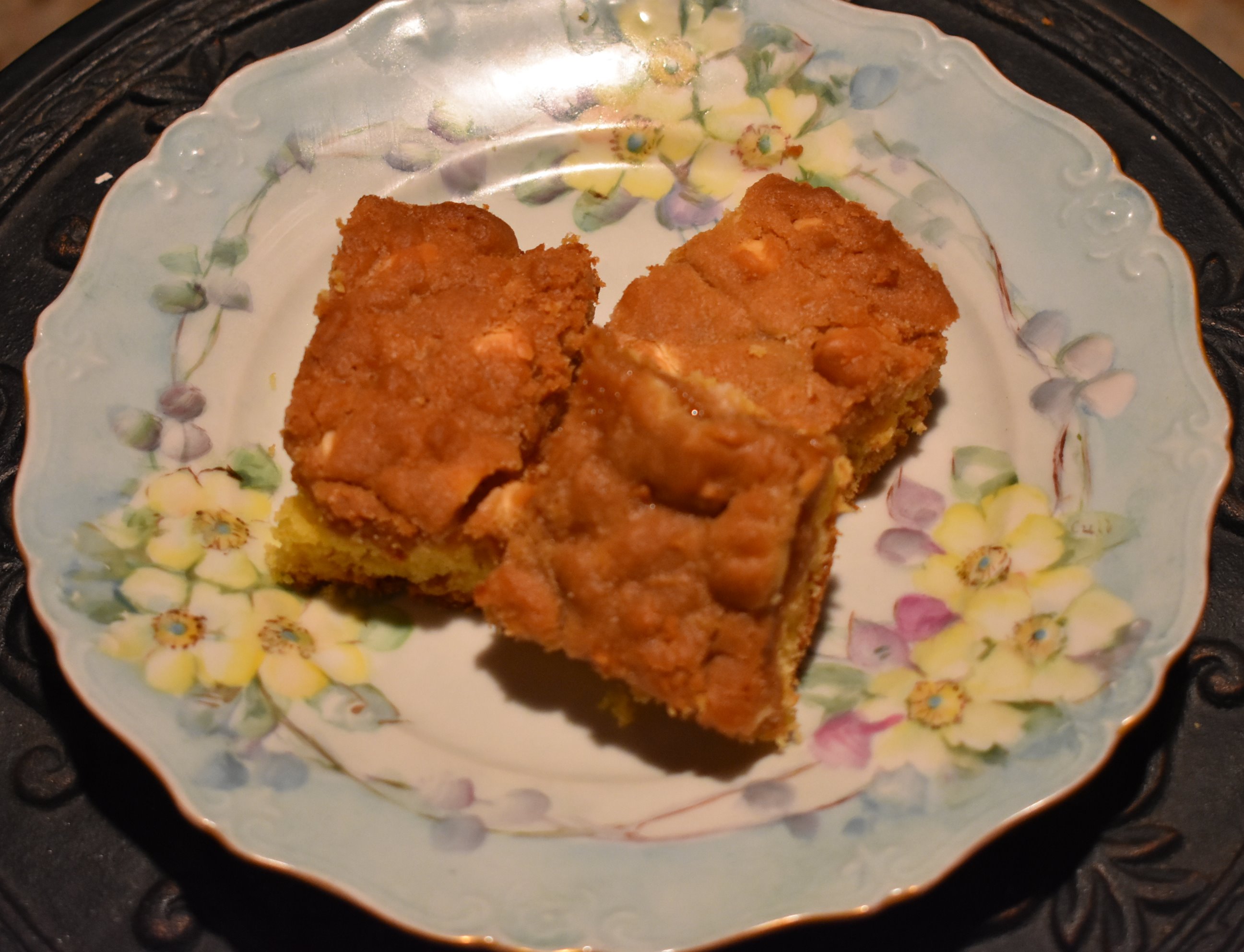 White Chocolate-Macadamia-Caramel Bars - Image 2