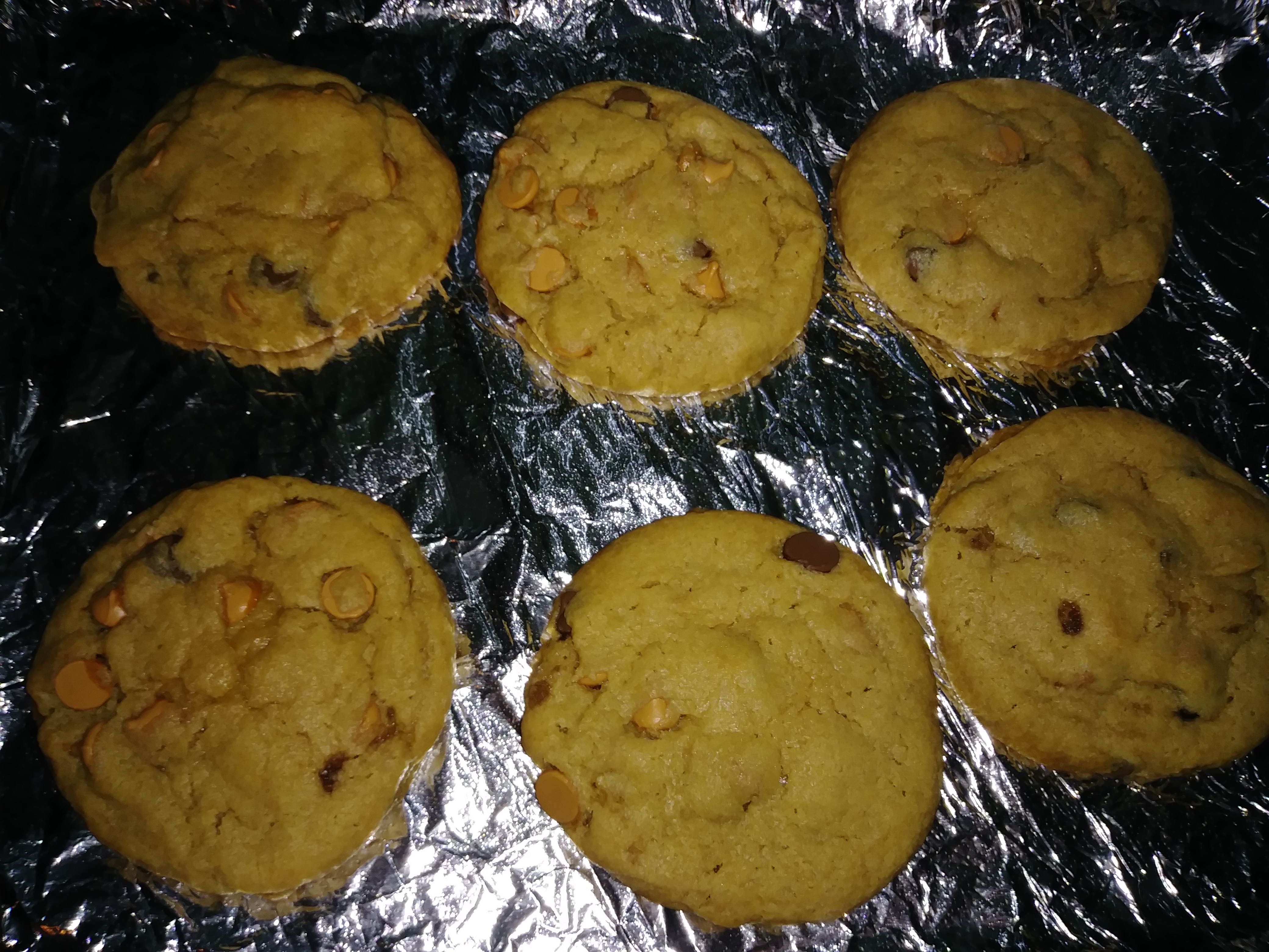 Peanut Butter Chocolate Chip Cookies - Image 9