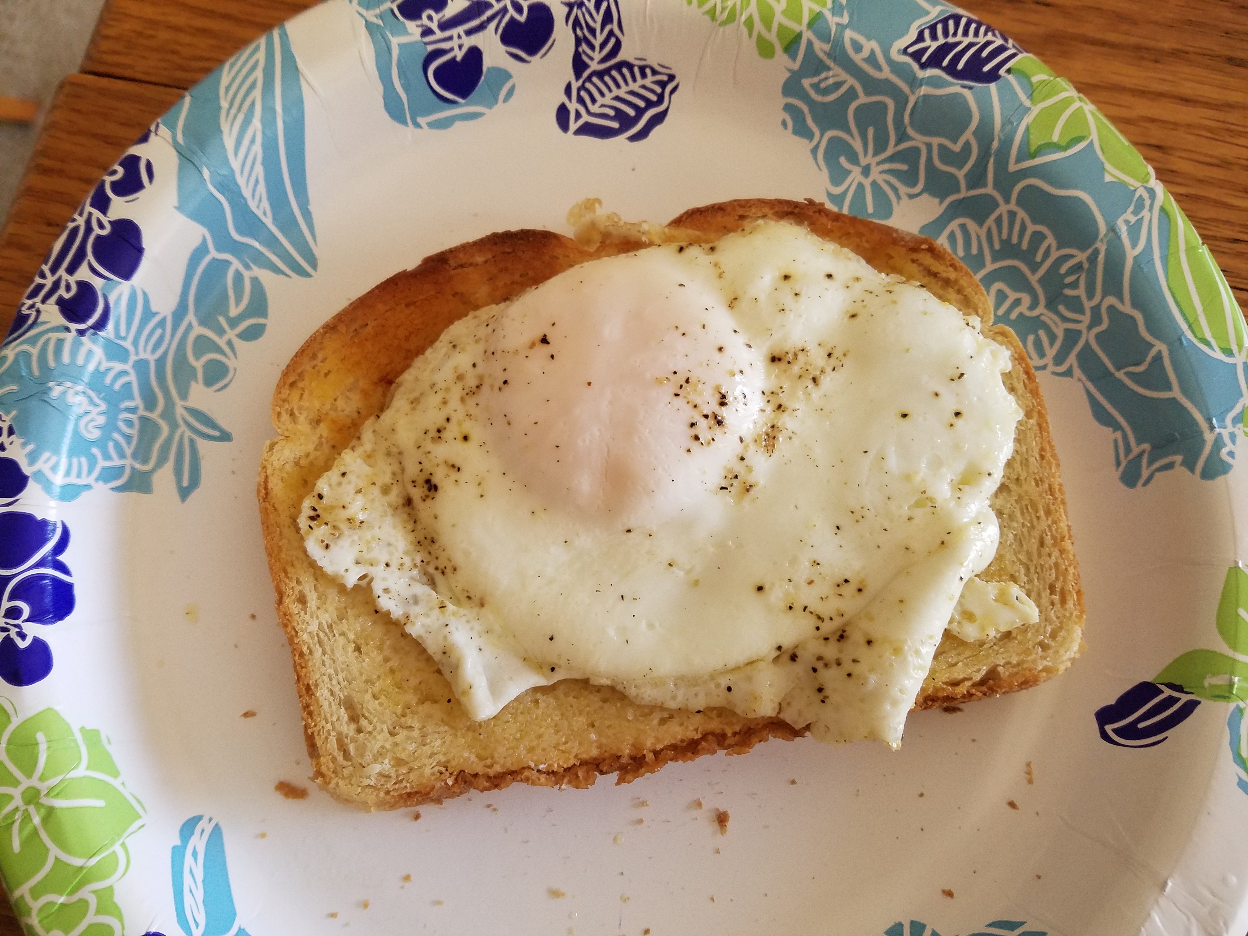 Even a Kid Can Do It Perfect Fried Eggs - Image 2