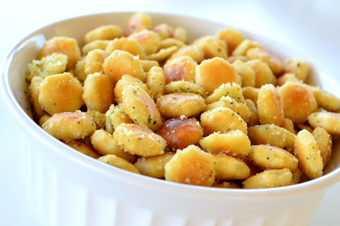 OYSTER CRACKIN'S (RANCH CRACKERS SNACK)