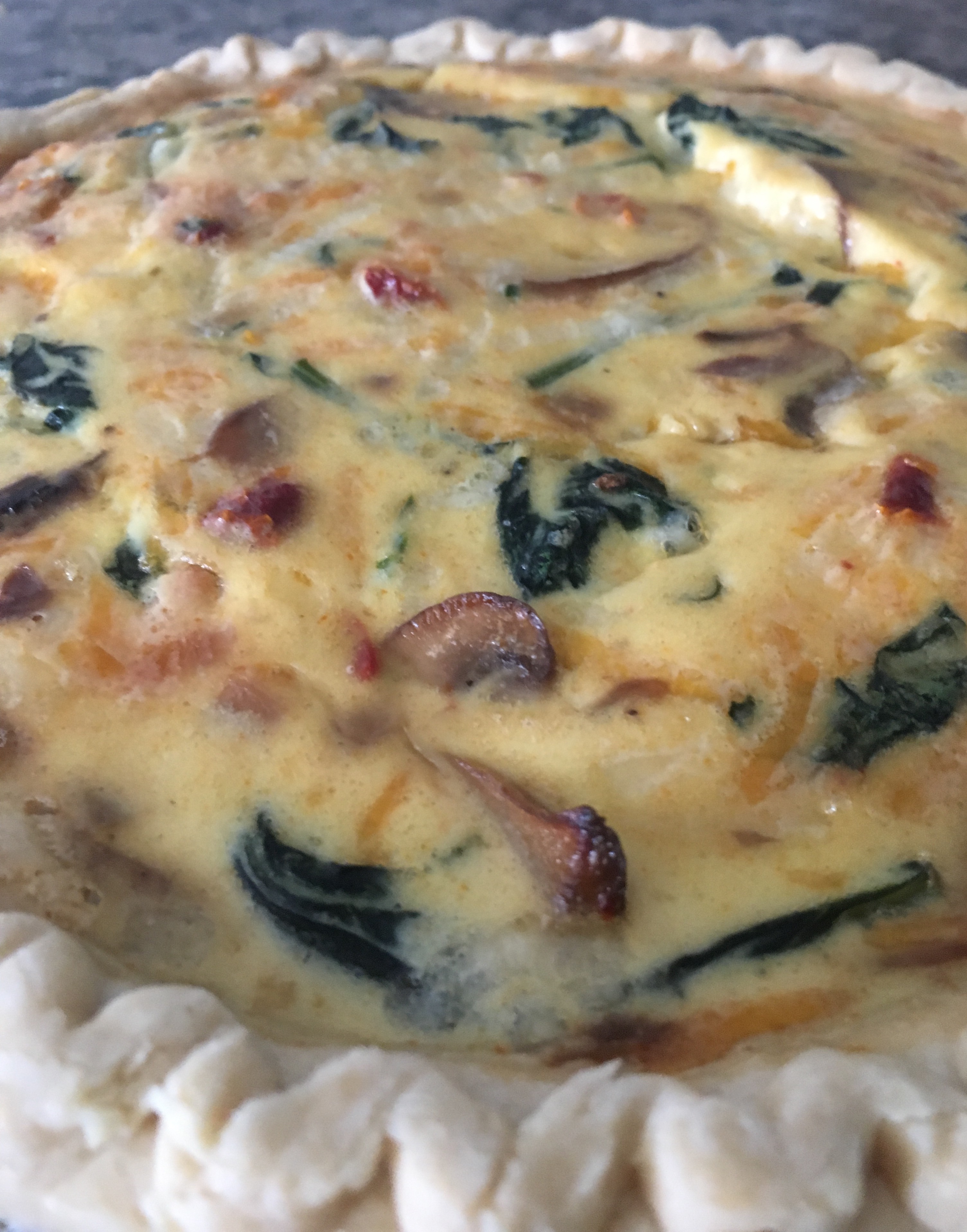 CREAMY QUICHE LORRAINE - WOW 'EM!