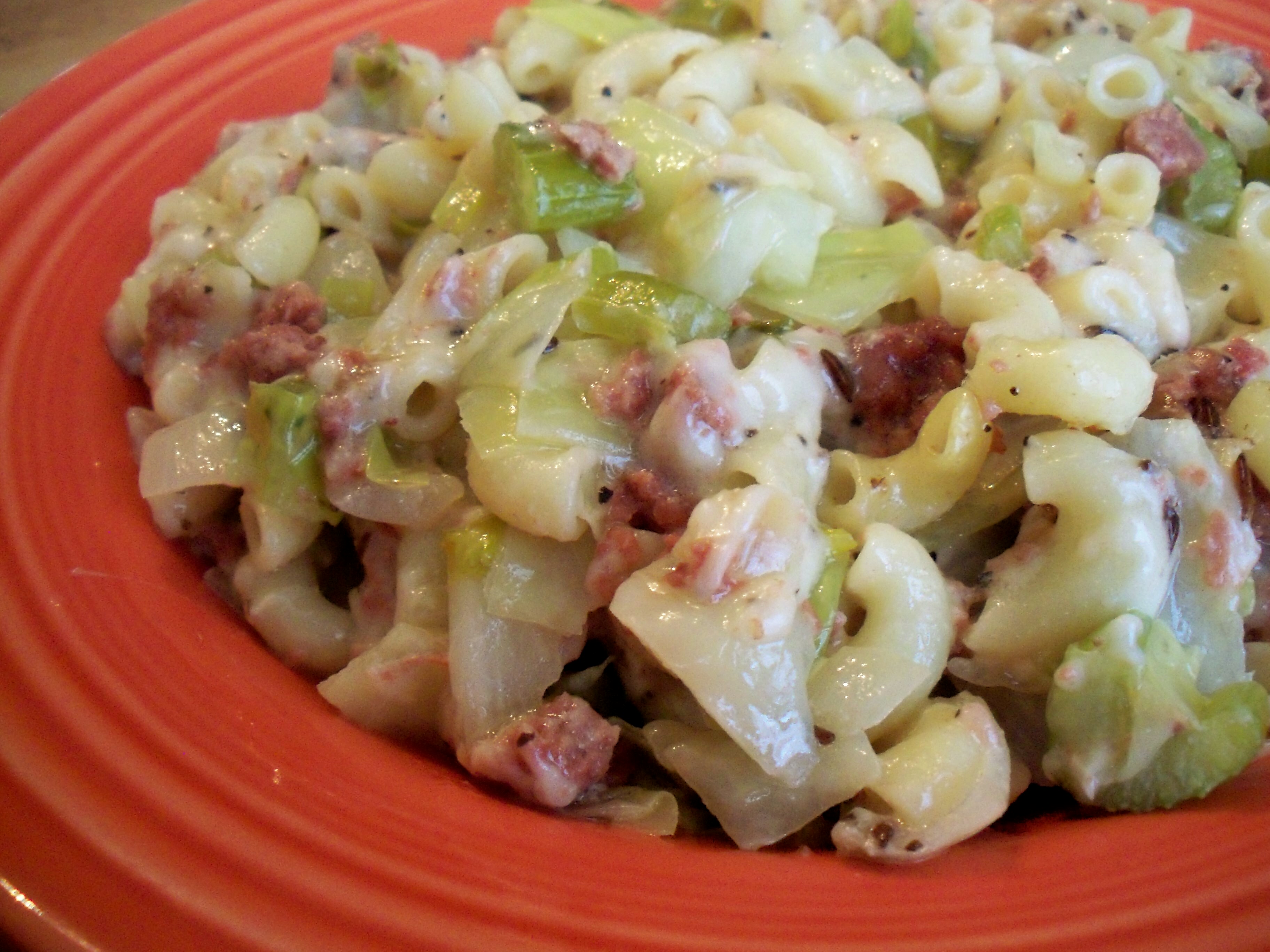 CORNED BEEF 'N CABBAGE CASSEROLE