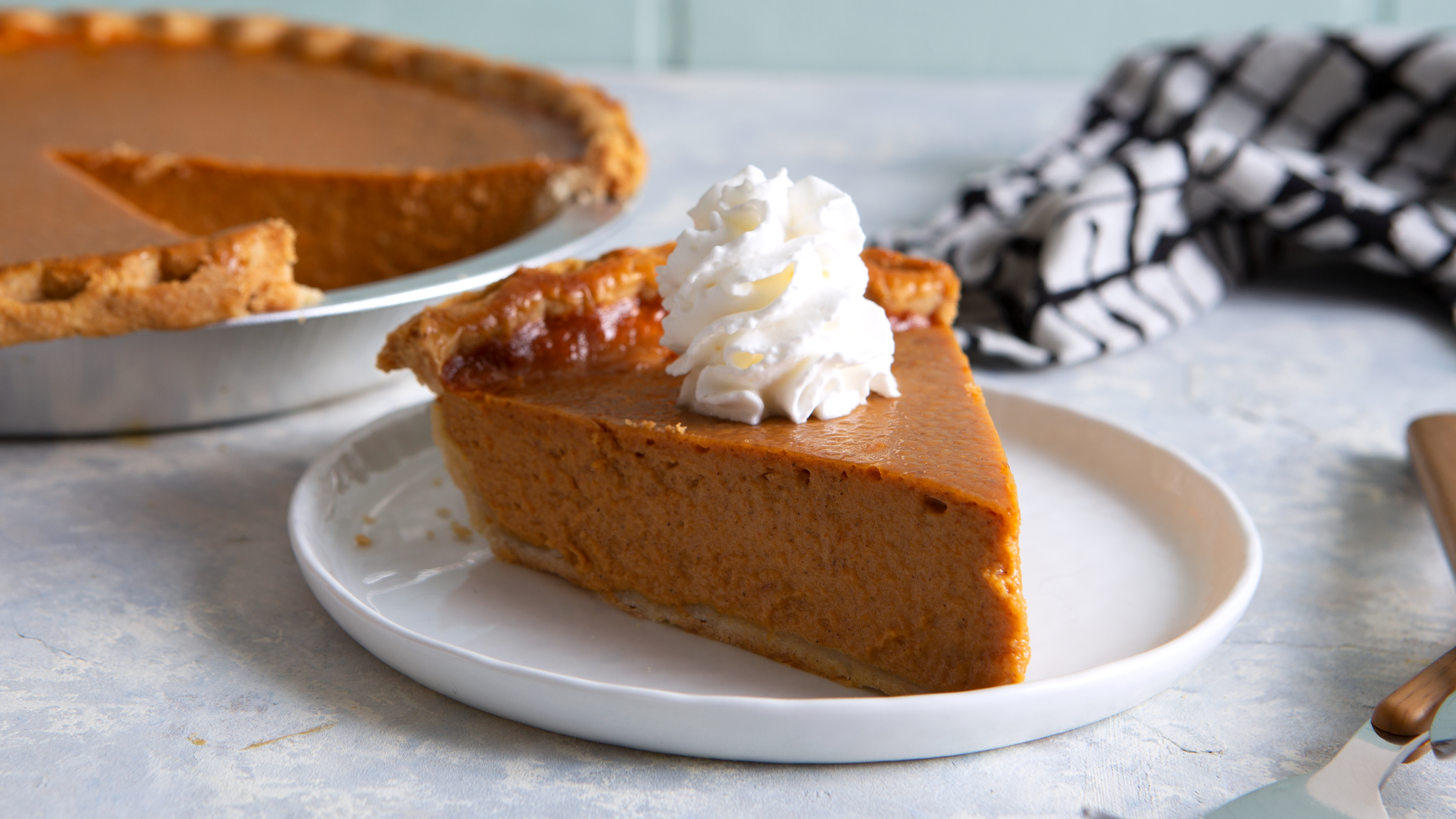 PUMPKIN PIE...SIMPLY THE BEST!!