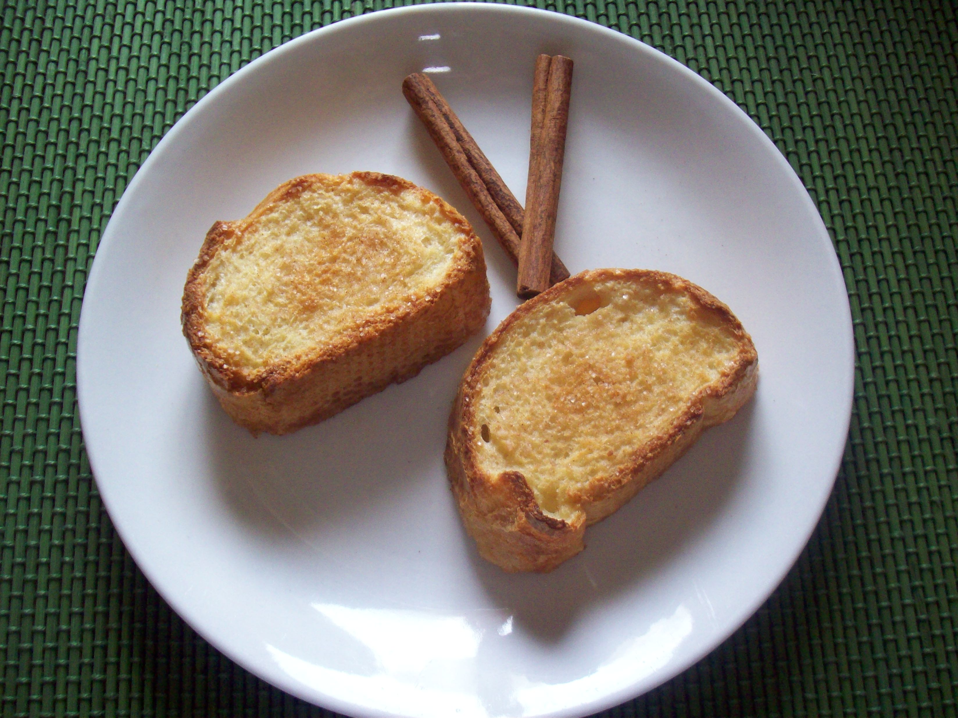 BAKED CINNAMON SUGAR FRENCH TOAST