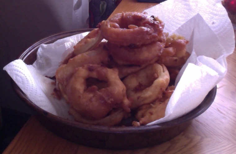 HUBBY'S FAVORITE ONION RINGS