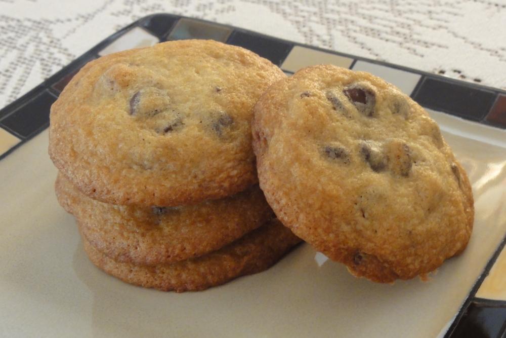 HERSHEY'S CLASSIC CHOCOLATE CHIP COOKIES HERSHEY'S CLASSIC CHOCOLATE CHIP COOKIES