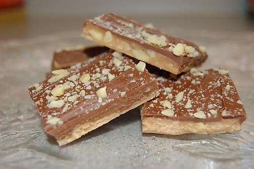 ლ How To Make EASY HOMEMADE ALMOND ROCA