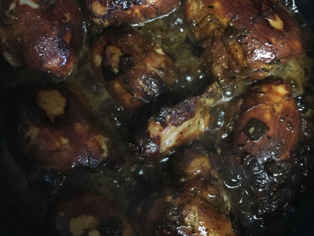 【 How To CHICKEN THIGHS WITH SWEET ONION BALSAMIC RELISH