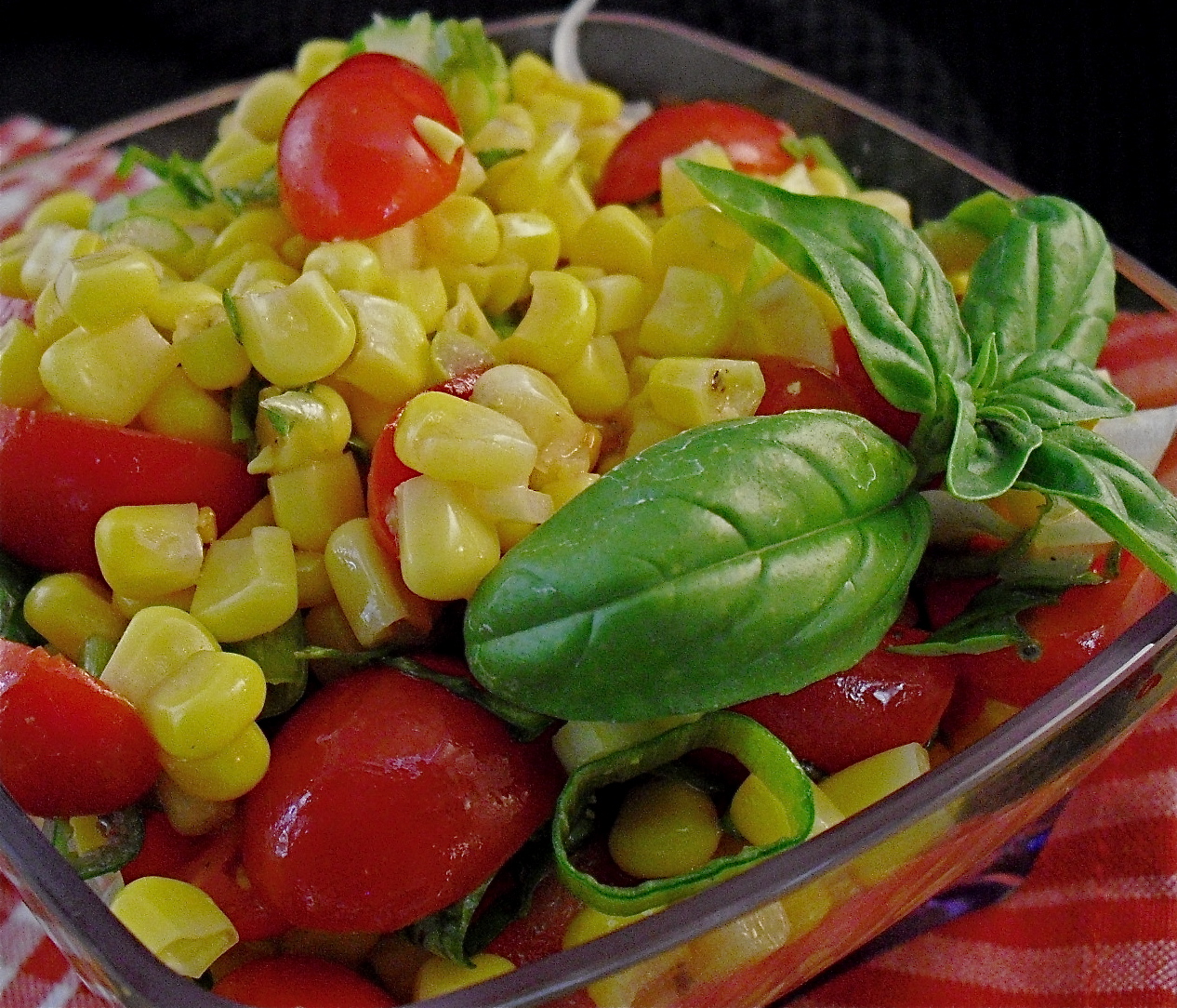FRESH TOMATO AND CORN SALAD FRESH TOMATO AND CORN SALAD