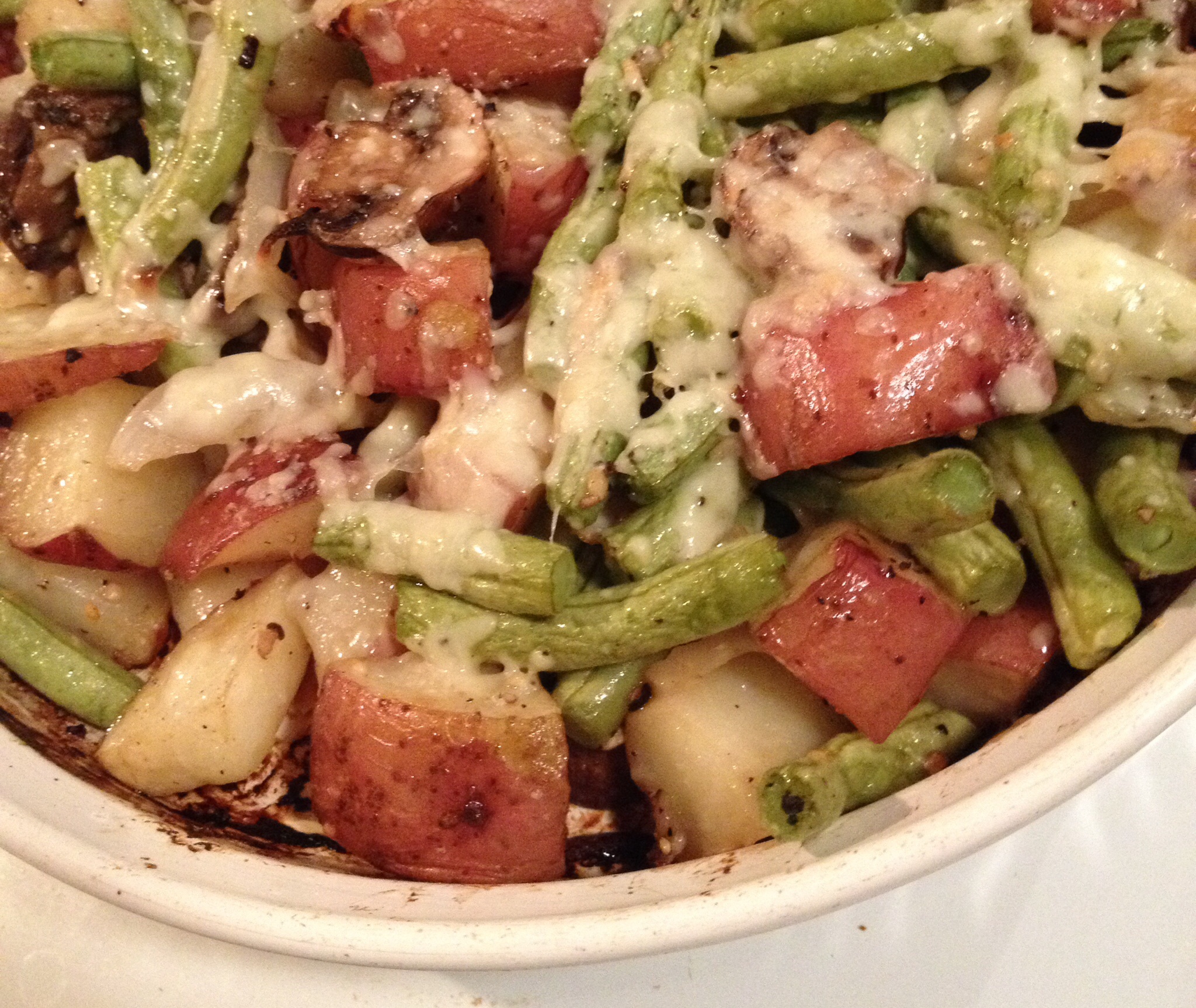 ROASTED POTATOES AND GREEN BEANS