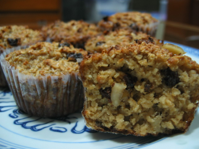 OATMEAL MUFFINS (NO FLOUR AT ALL!)