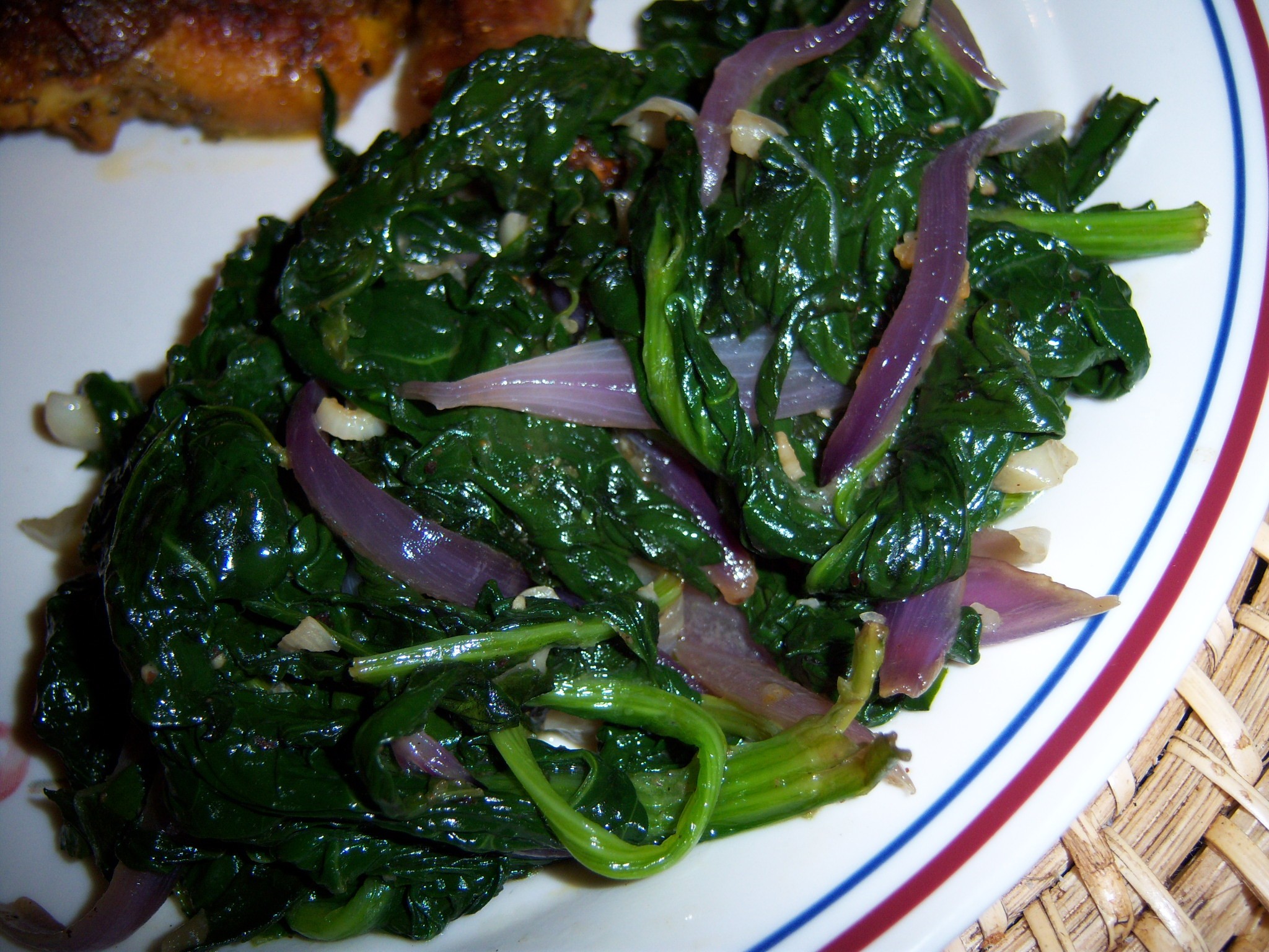 ℛ  SPINACH SAUTE WITH BROWN BUTTER & GARLIC