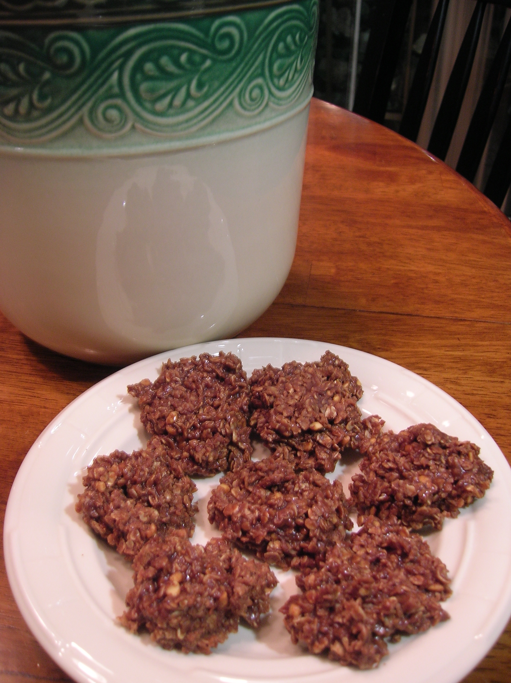 NO BAKE PEANUT BUTTER COOKIES