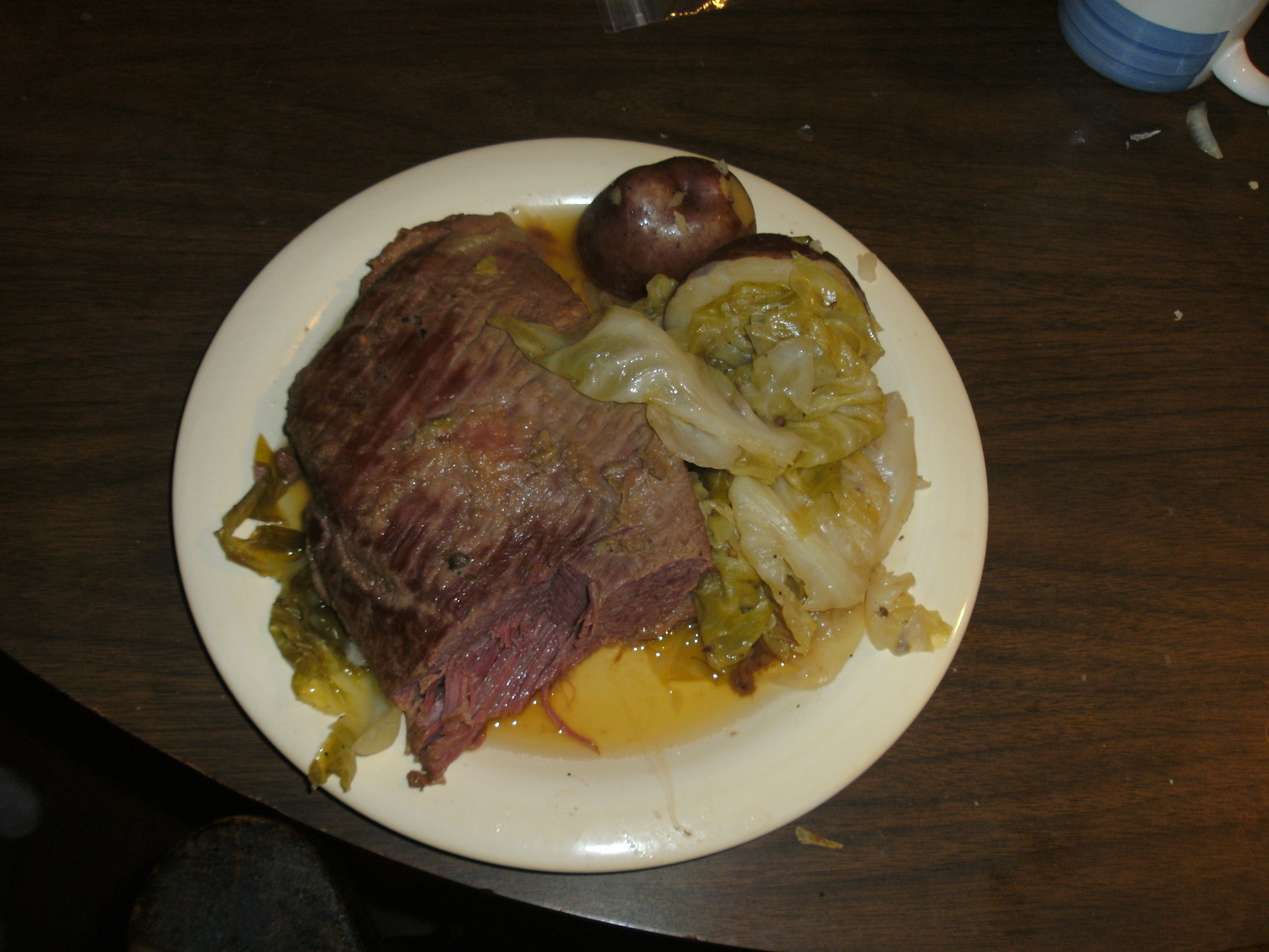 LENNIE'S CORNED BEEF DINNER