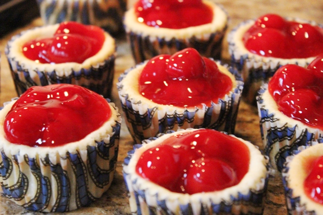 CREAM CHEESE TARTS (PAULA DEEN)