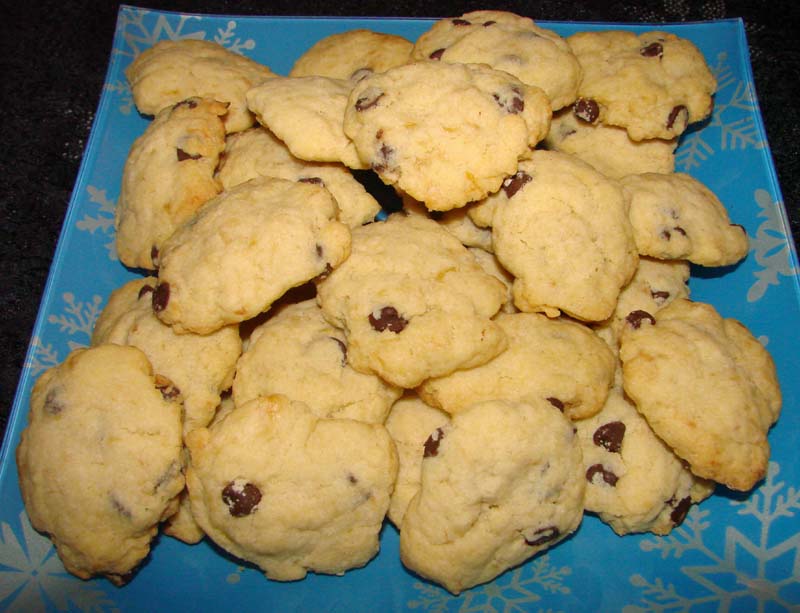 BANANA CHIP COOKIES BANANA CHIP COOKIES