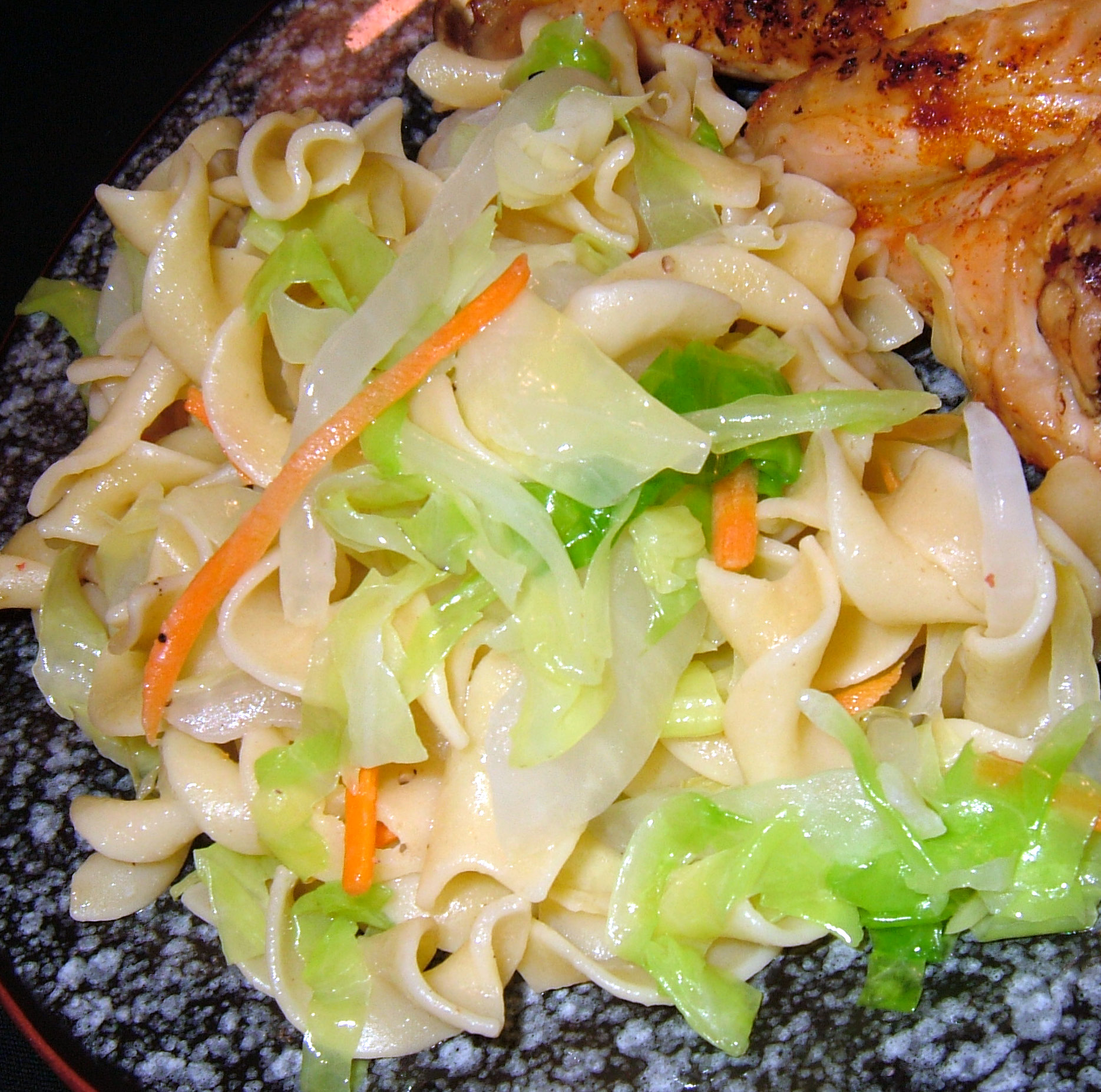 EASY CABBAGE AND NOODLES