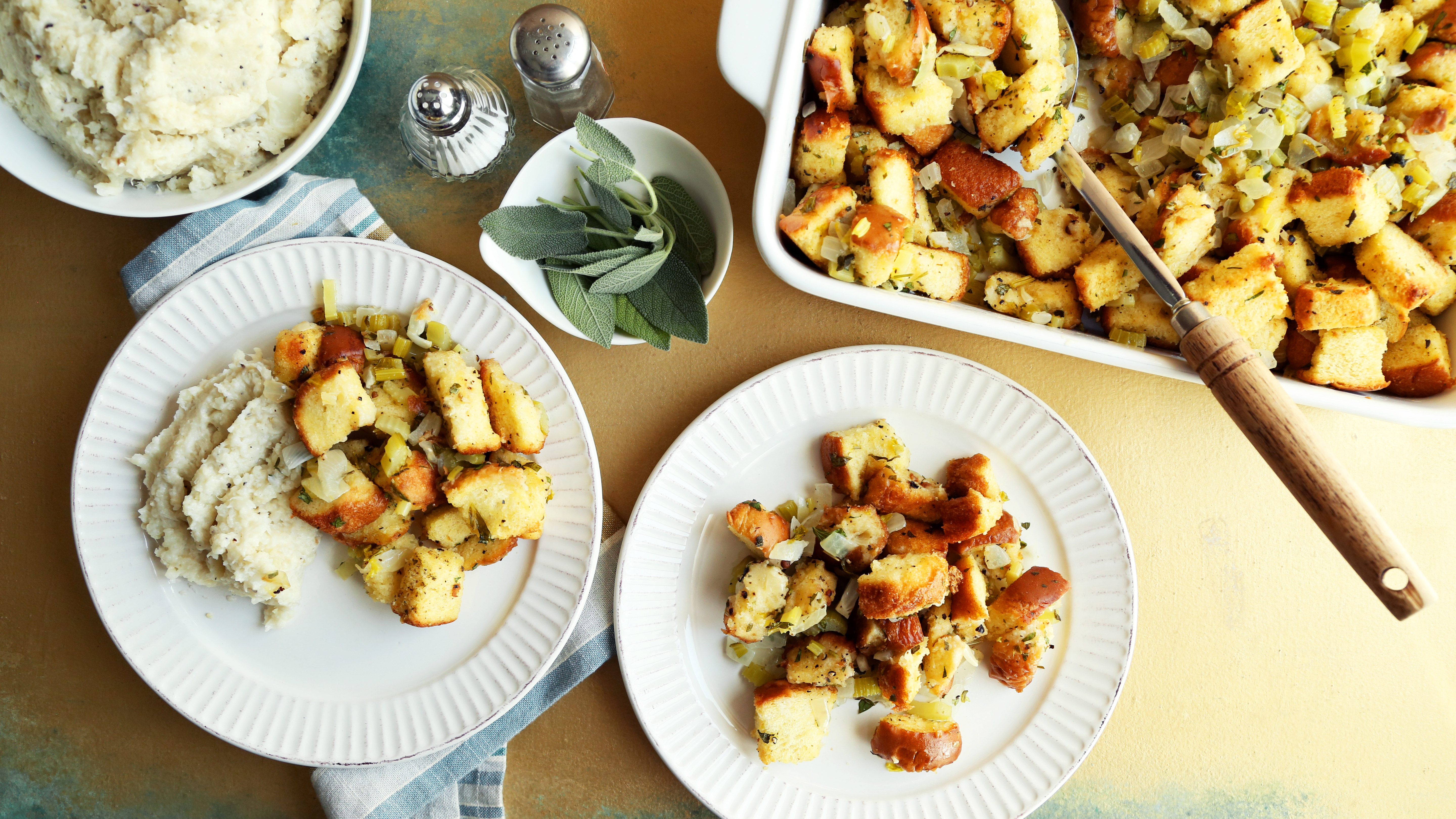 Betty Crocker's Classic Bread Turkey Stuffing